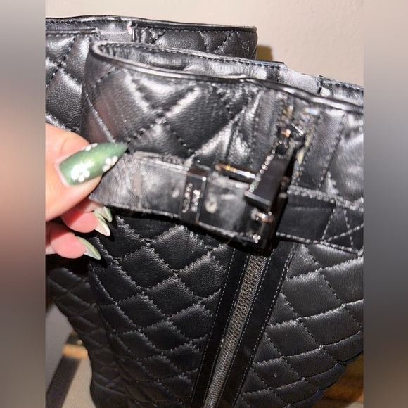 || Vince Camuto || High Quilted Black Boots - Picture 13 of 14